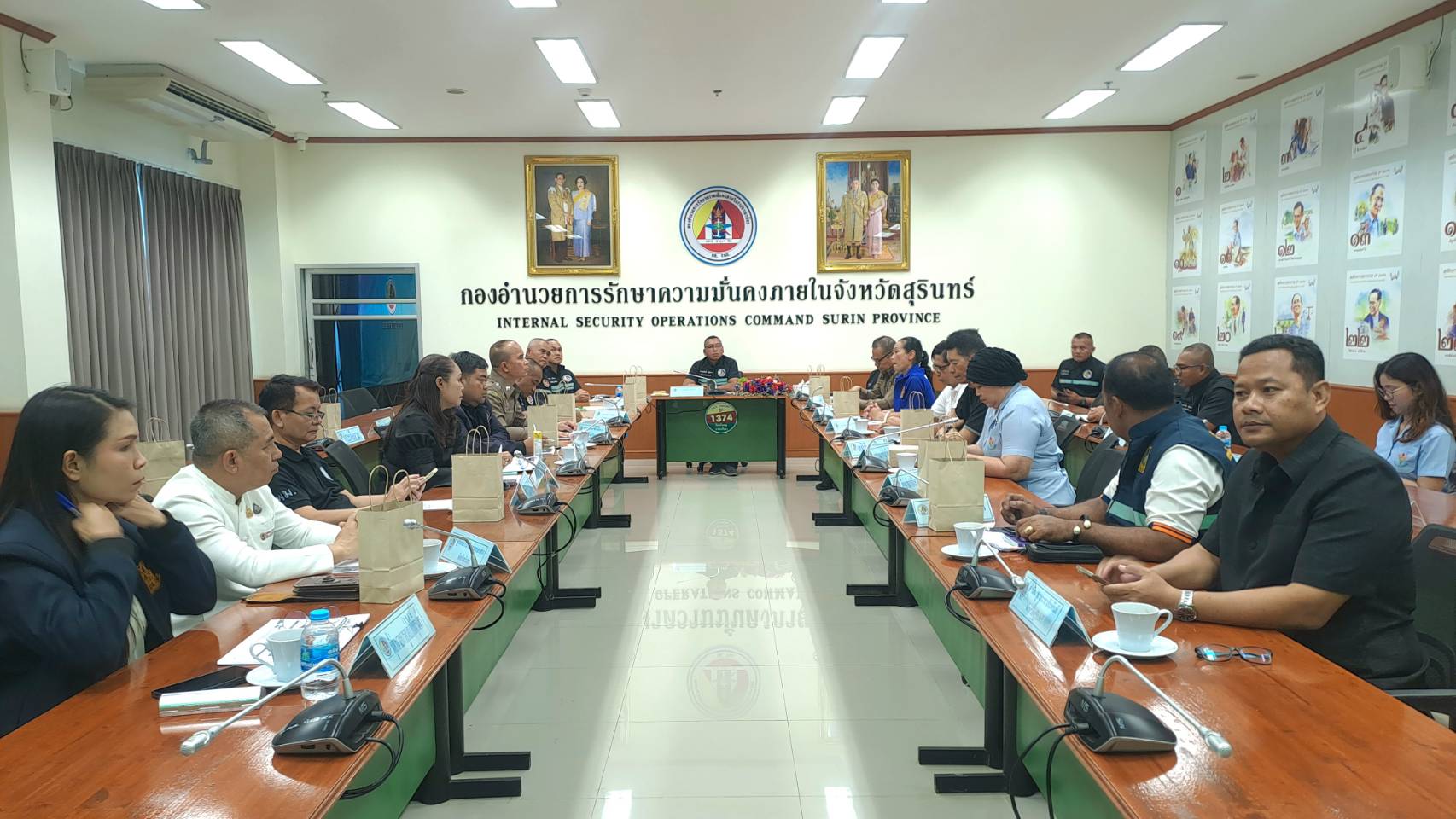 ศปม.กอ.รมน.ภาค 2 ลงพื้นที่ตรวจติดตามและประเมินผลการปฏิบัติงาน กอ.รมน.จังหวัดสุรินทร์