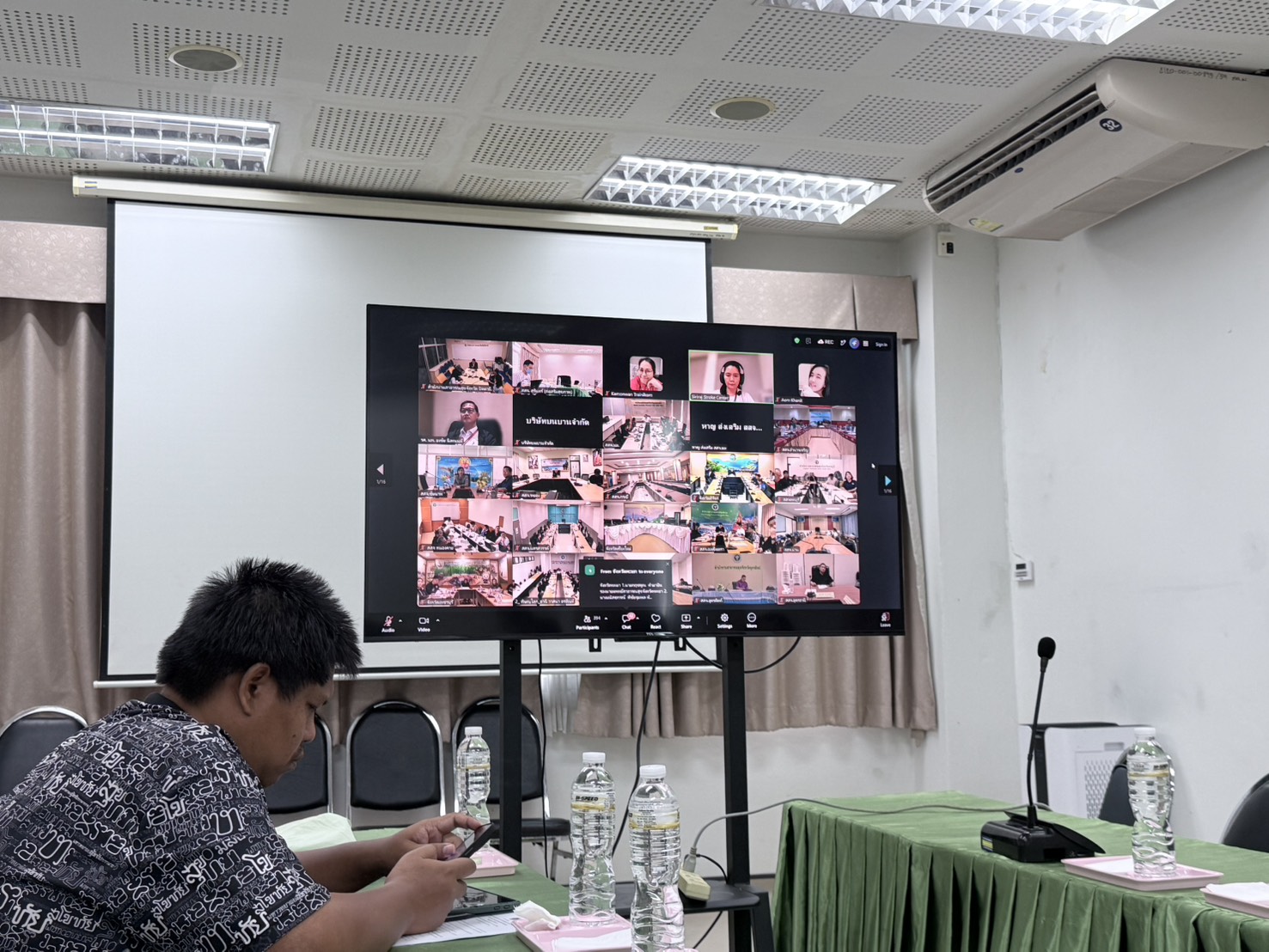 จ.สุรินทร์ ประชุมเตรียมความพร้อมจัดโครงการ &ldquo;แสงนำใจไทยทั้งชาติ เดิน วิ่ง ปั่น ป้องกันอัมพาต&rdquo; ครั้งที่ 12